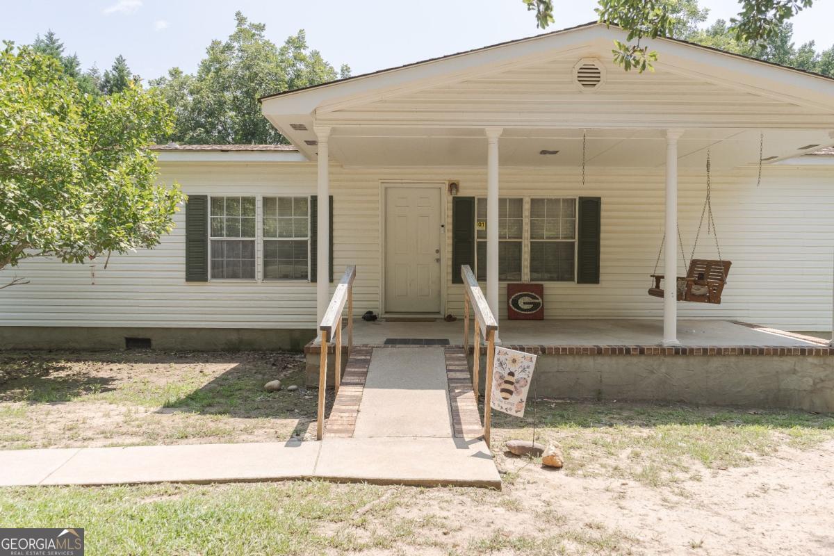 3060 Centerville Road Property Photo 10
