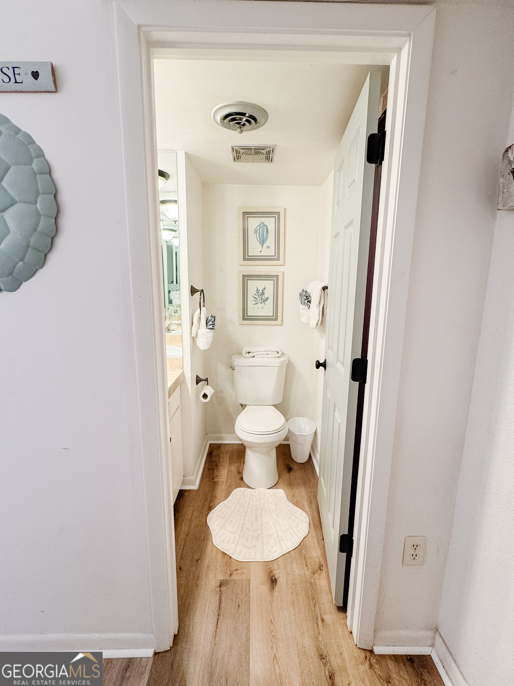 218 Olive Way Property Photo 26