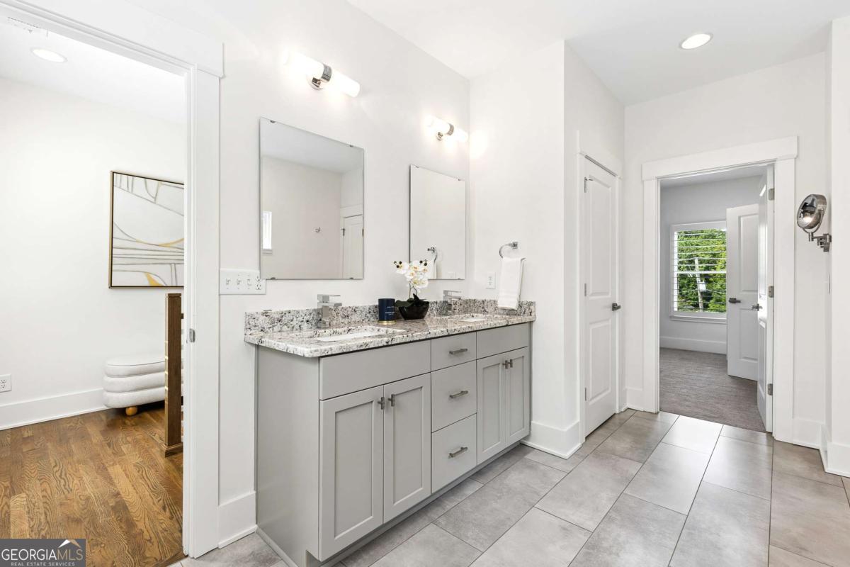 1392 Rupert Road Property Photo 33