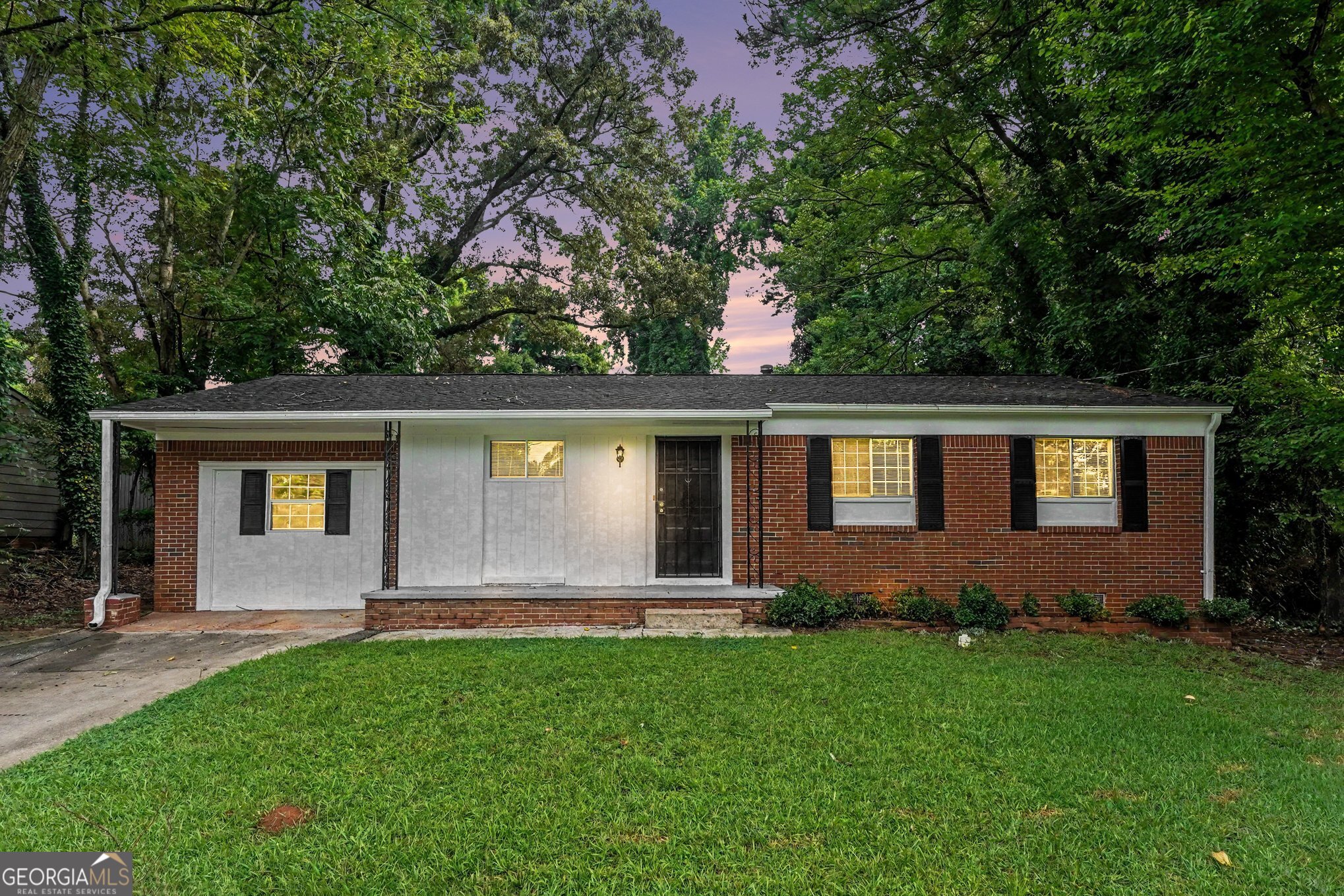 1315 Pineglen Drive Property Photo 1