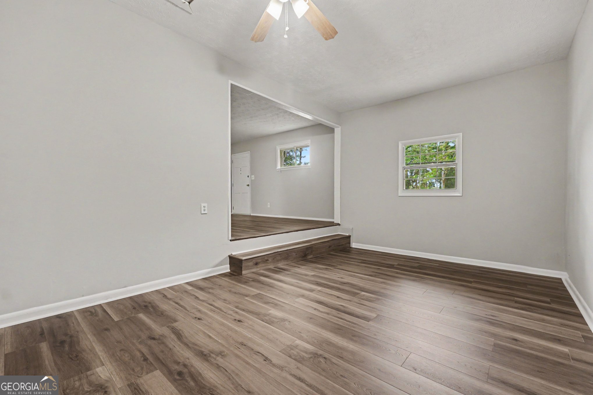 1315 Pineglen Drive Property Photo 5