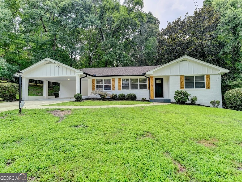 1413 Thomas Road Property Photo 1