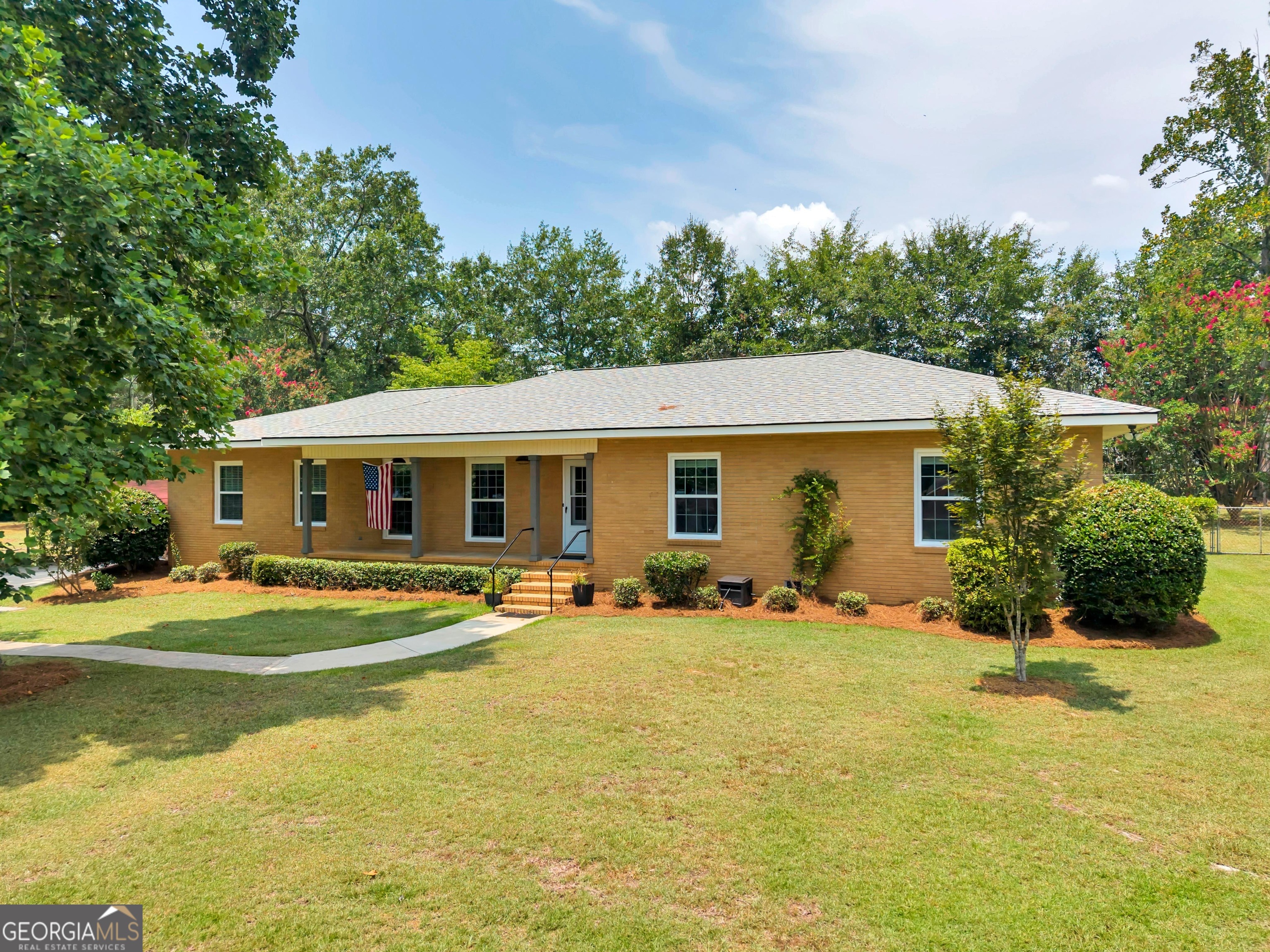 222 Brookwood Drive Property Photo 1