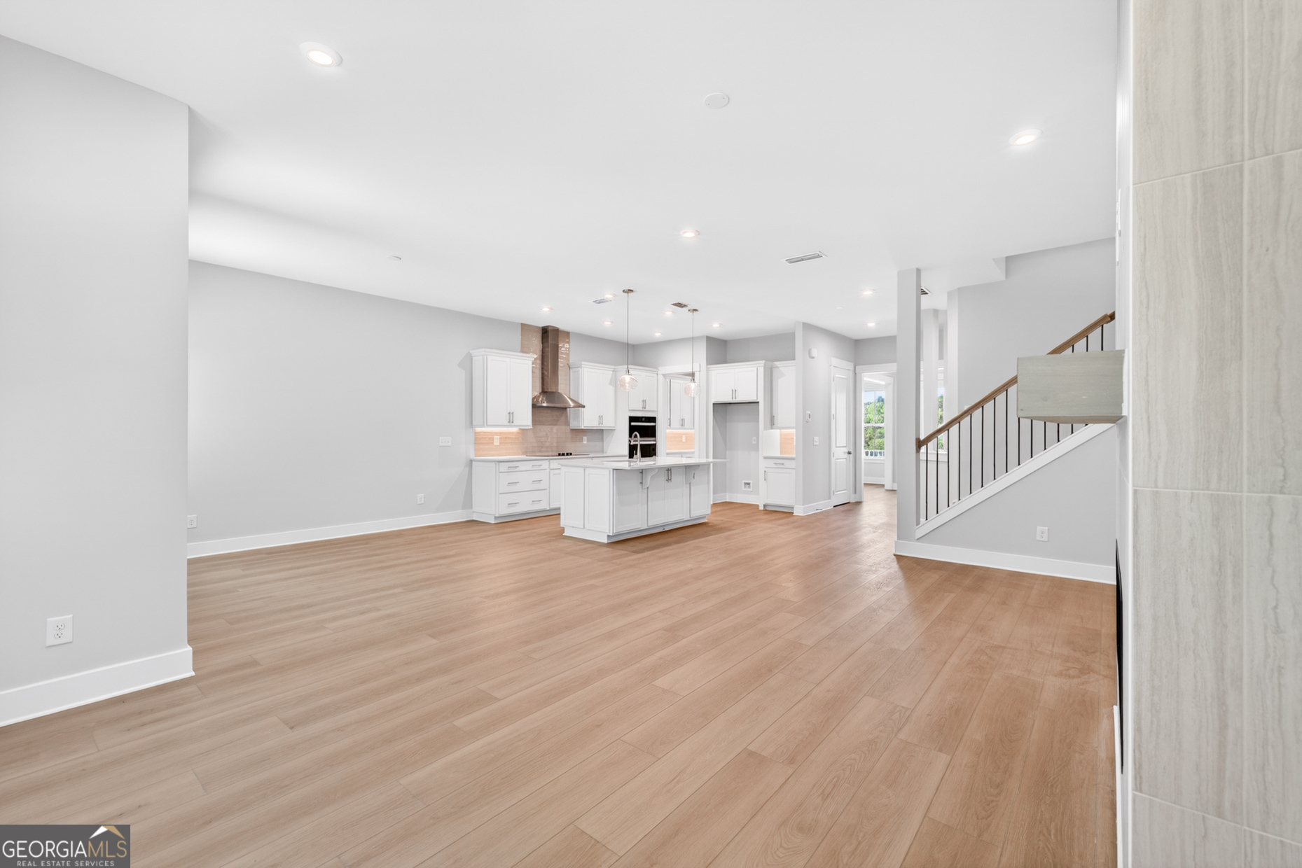 1123 Pine Valley Trail Property Photo 8