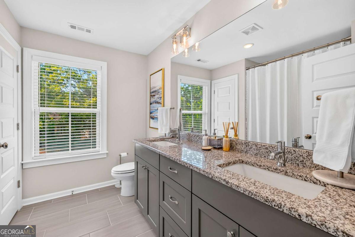 228 Westpark Drive Property Photo 21
