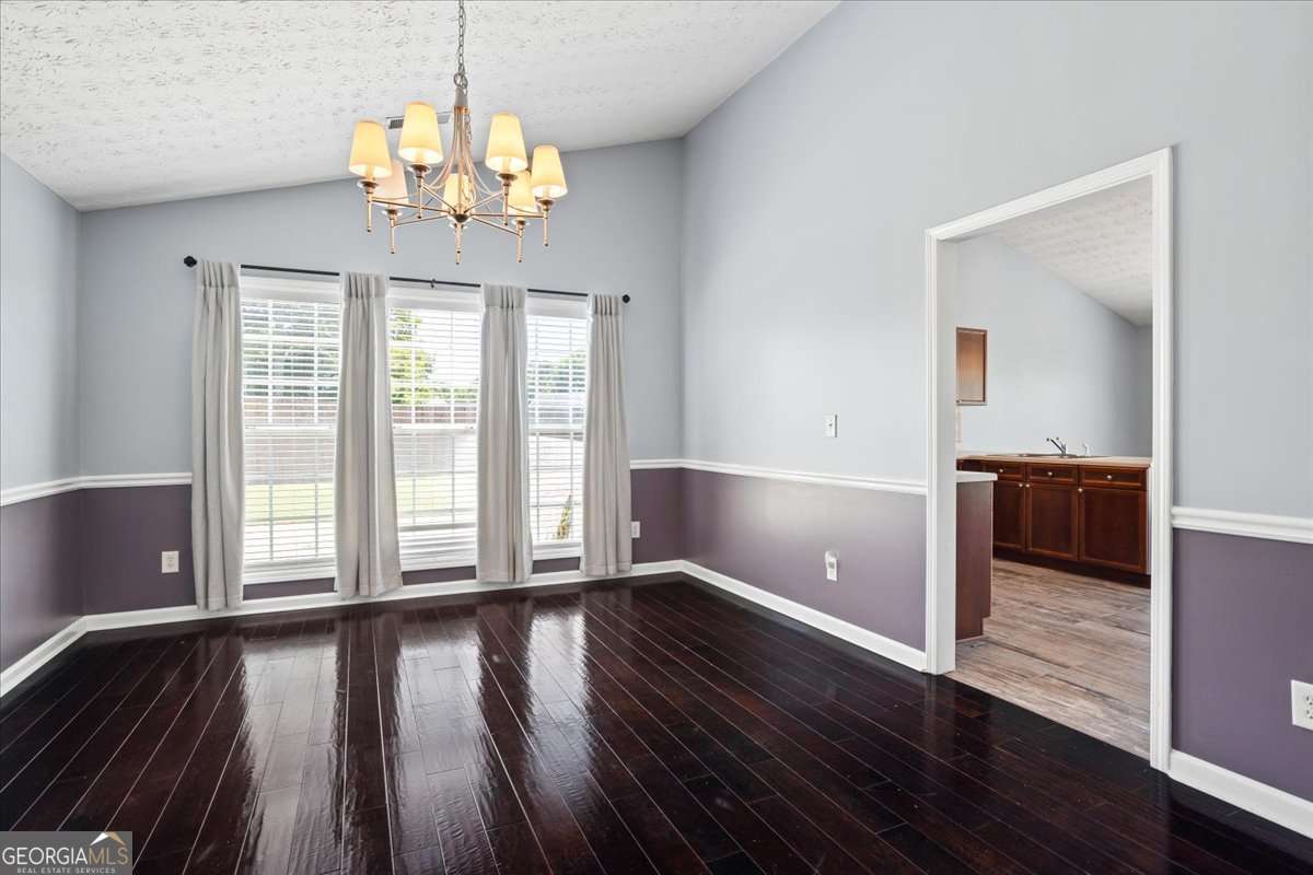 2615 Snowcrest Place Property Photo 5