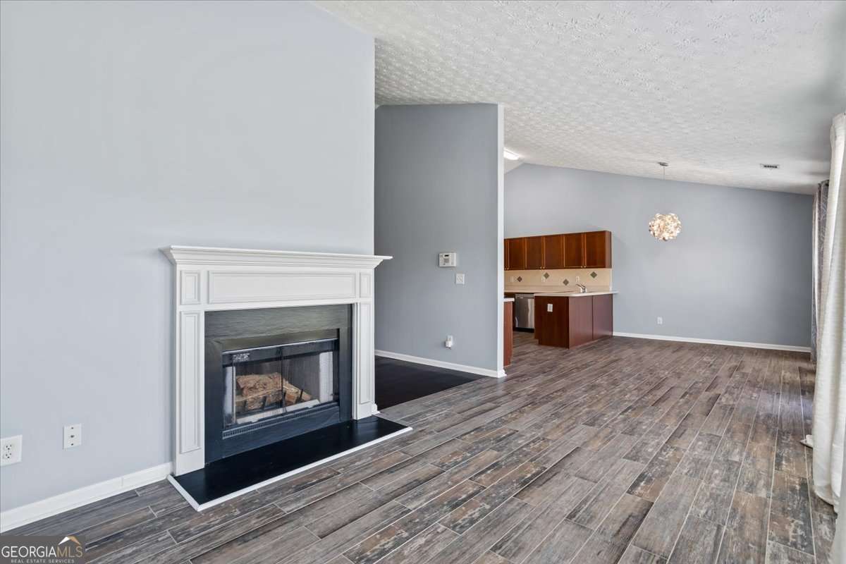 2615 Snowcrest Place Property Photo 12