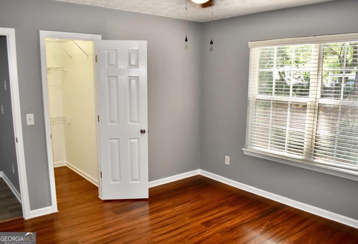 260 Hulan Way Property Photo 19