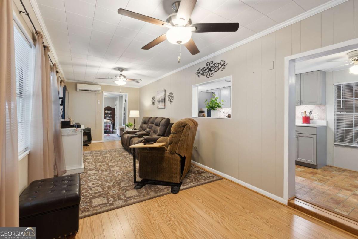 207 Canyon Pass Property Photo 4