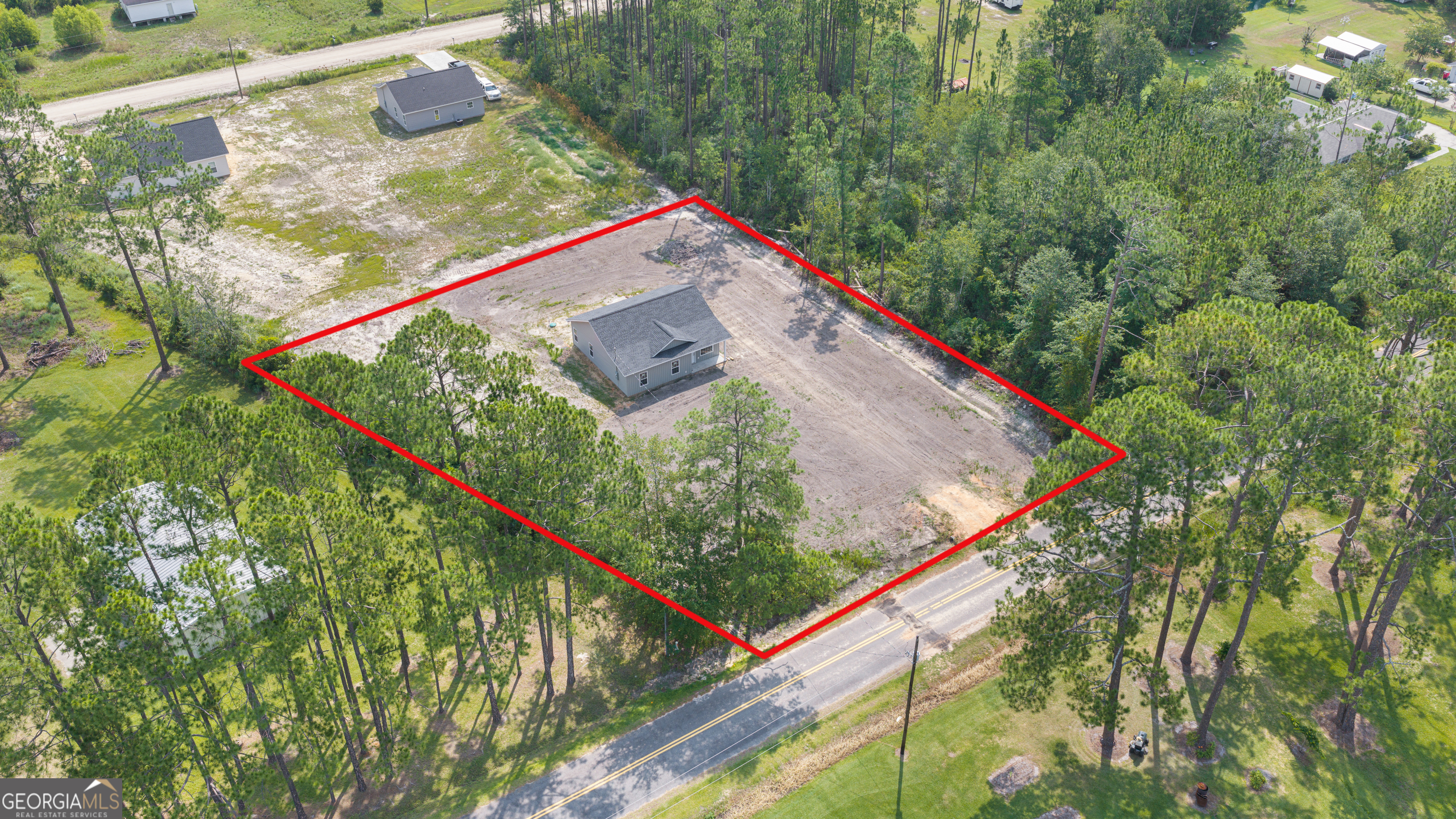 77 Gail Property Photo 7