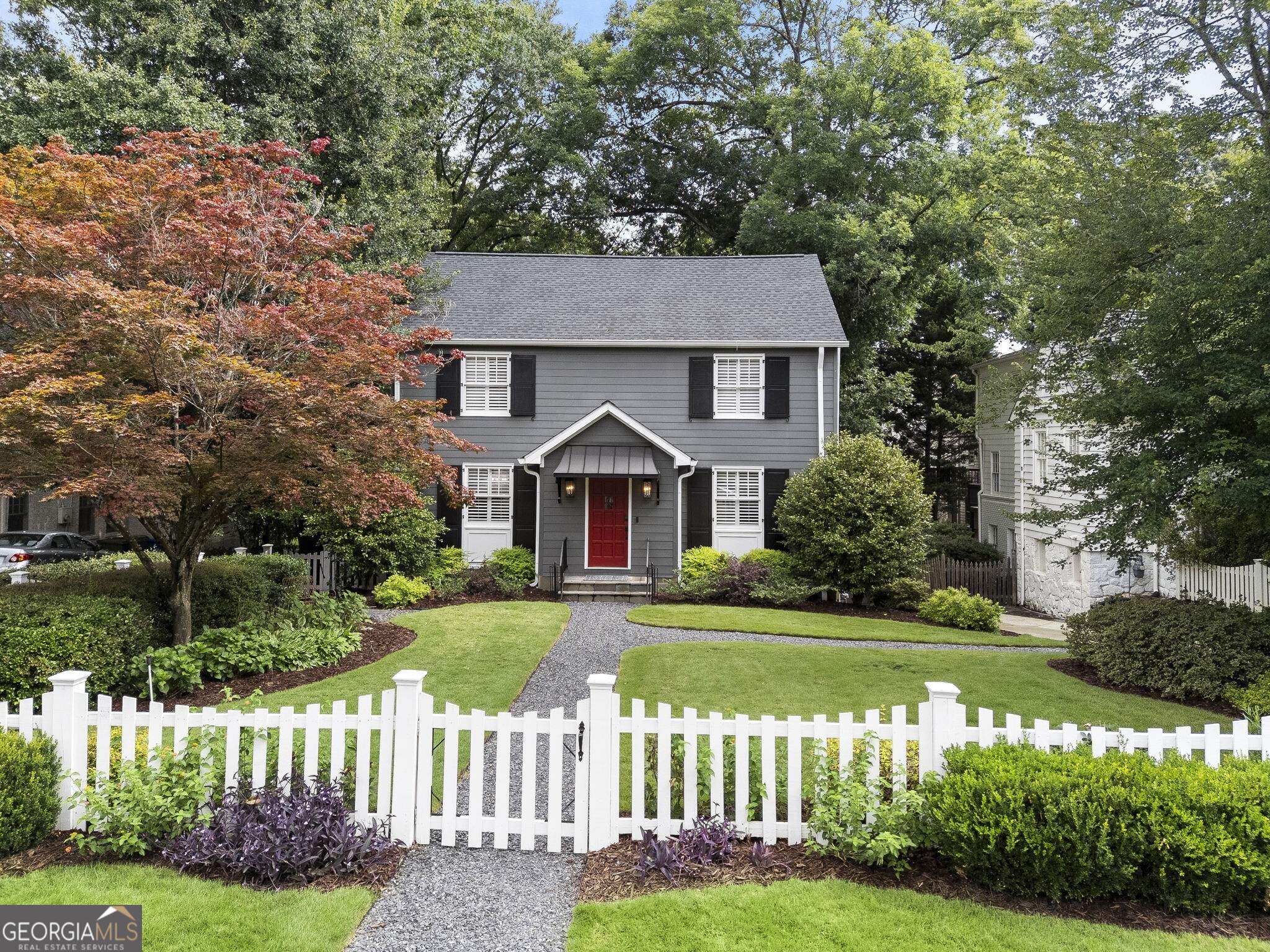 460 Brentwood Drive NE Property Photo 1
