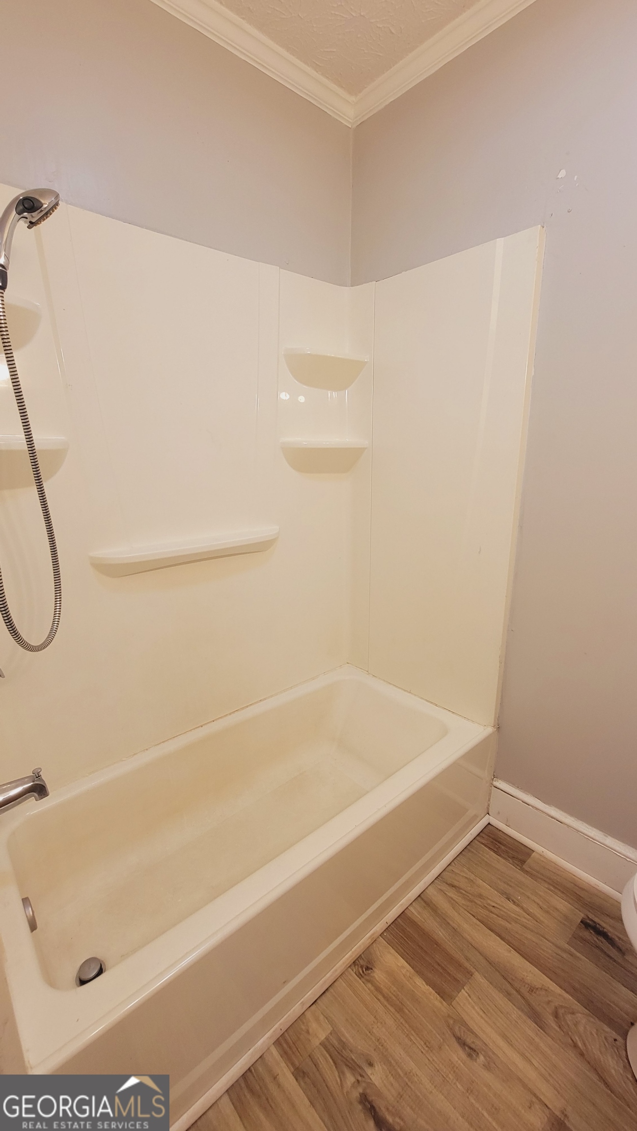700 W Main Street Property Photo 8