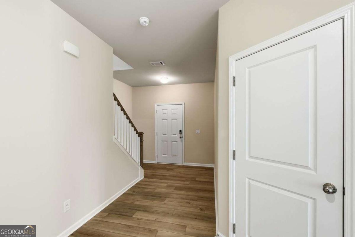 54 Umber Lane Property Photo 11
