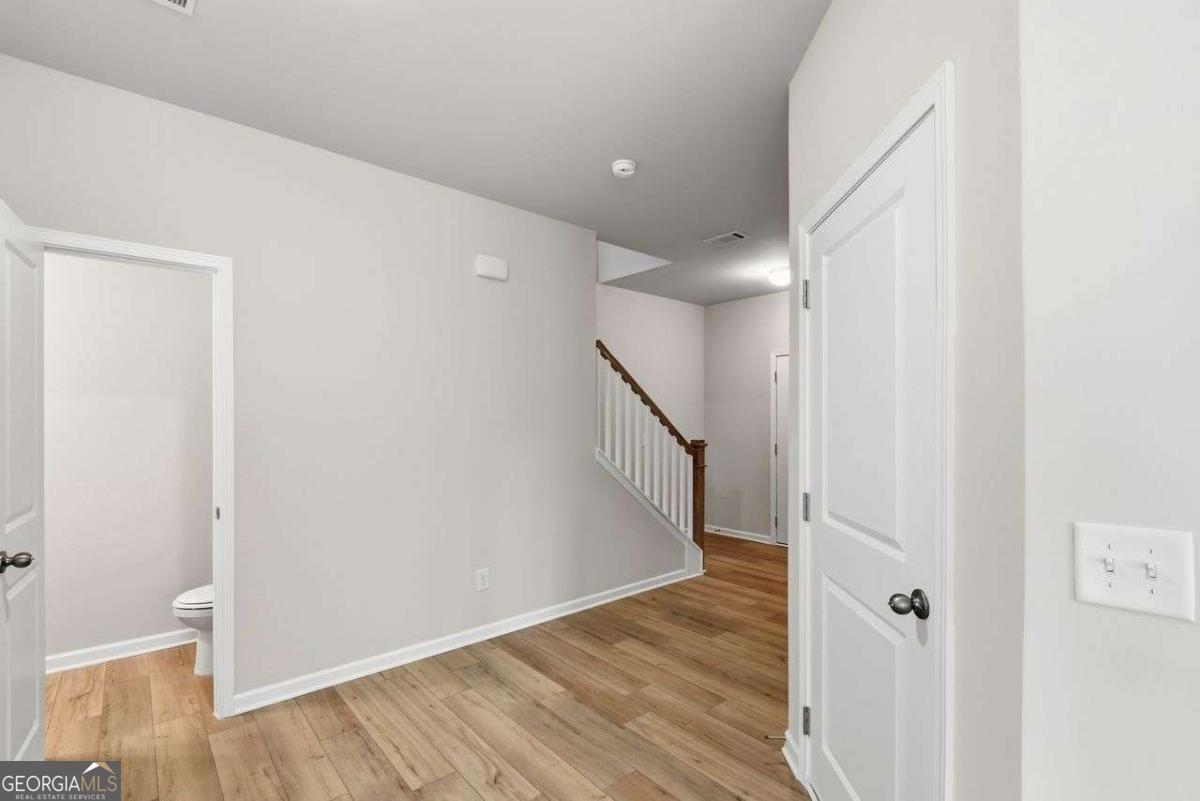 54 Umber Lane Property Photo 13