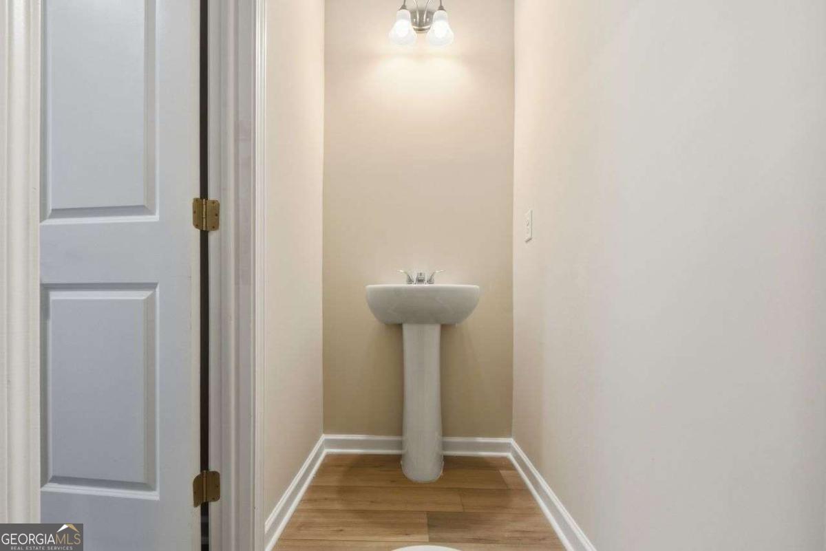 54 Umber Lane Property Photo 15