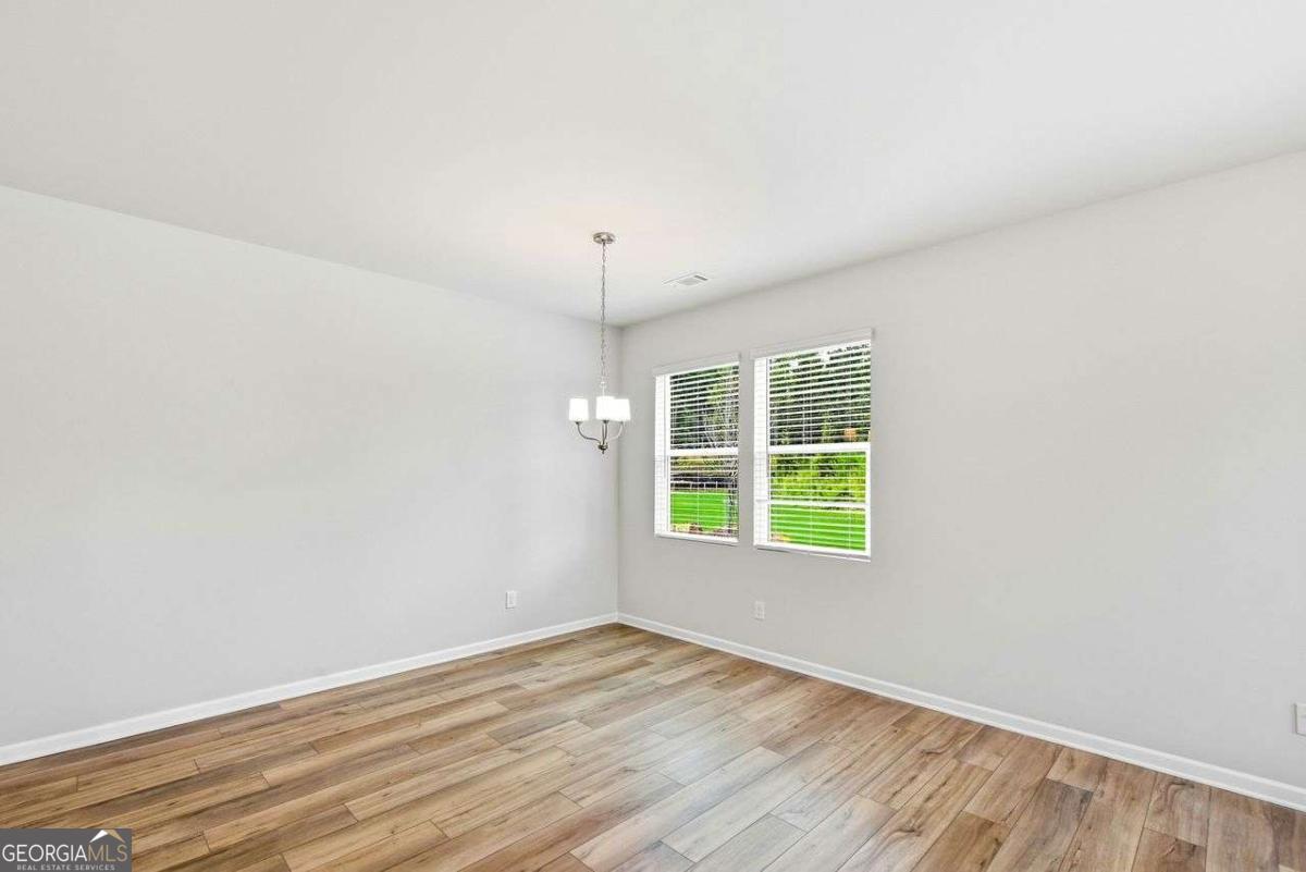 54 Umber Lane Property Photo 17