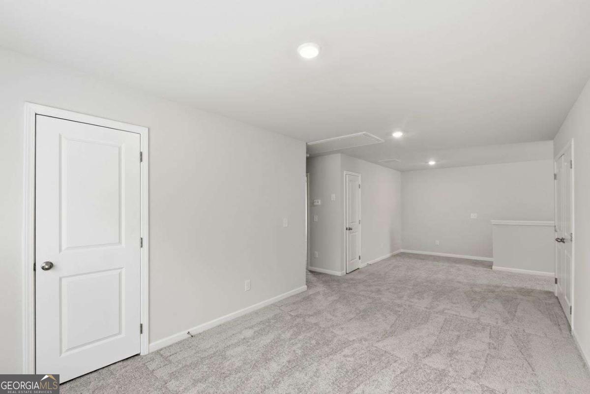 54 Umber Lane Property Photo 33