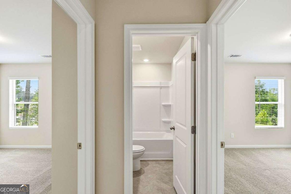 54 Umber Lane Property Photo 43