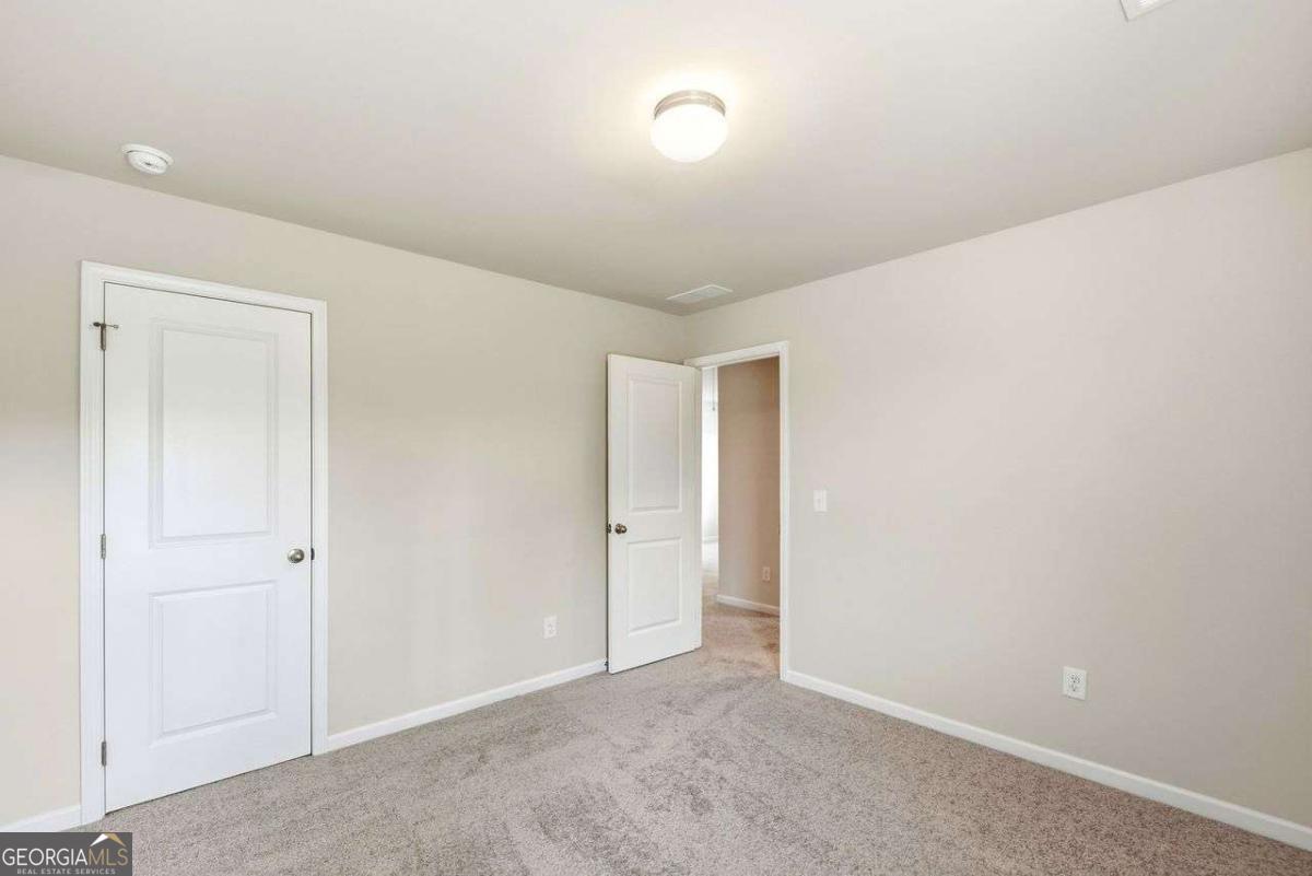 54 Umber Lane Property Photo 45