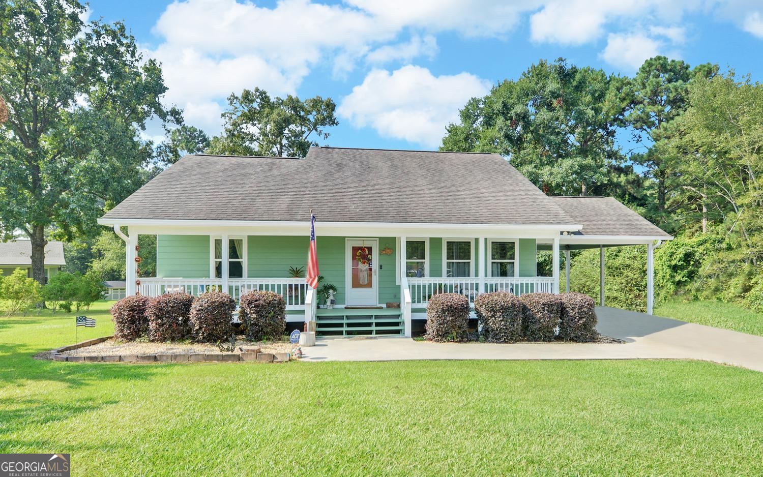 148 Brown Circle Property Photo 1