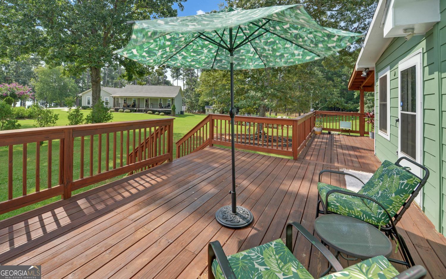 148 Brown Circle Property Photo 3