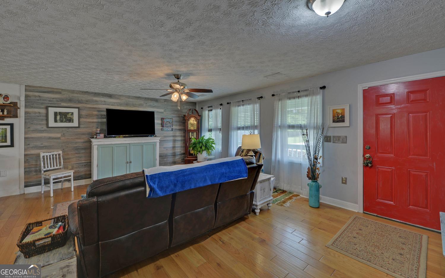 148 Brown Circle Property Photo 17