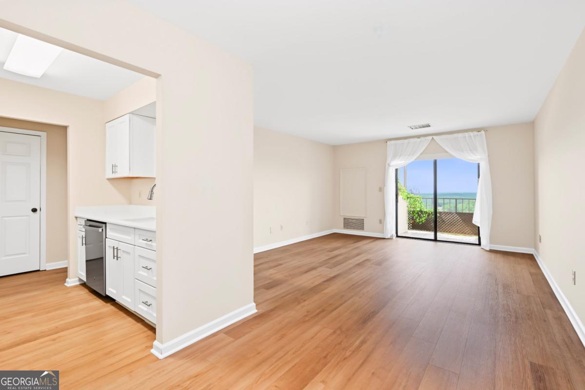 300 Johnson Ferry Road Ne # B1007 Property Photo 10