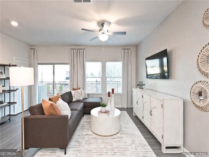 1528 Purple Cone Flower Avenue Property Photo 3
