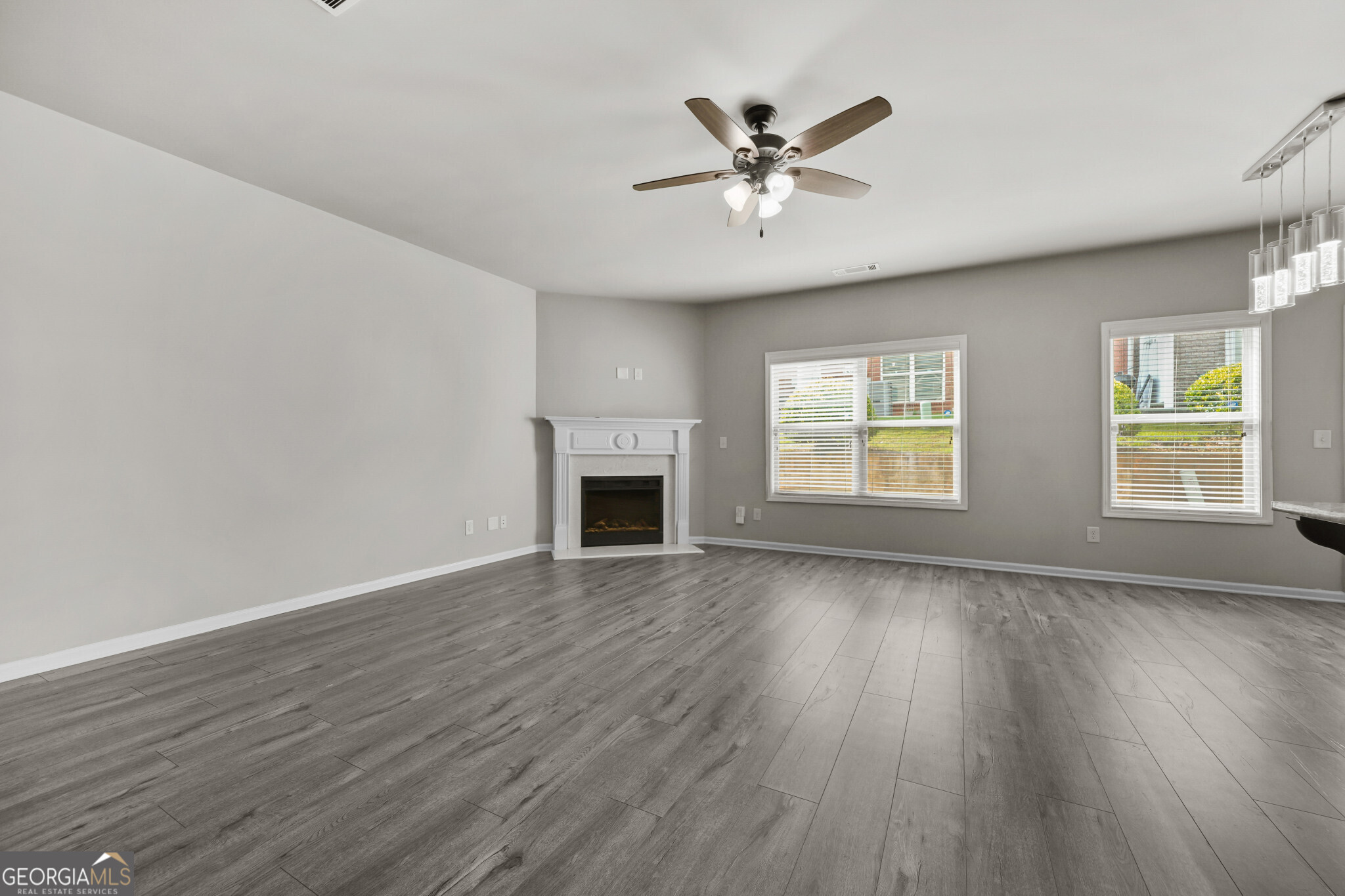 244 Cross Street Property Photo 2