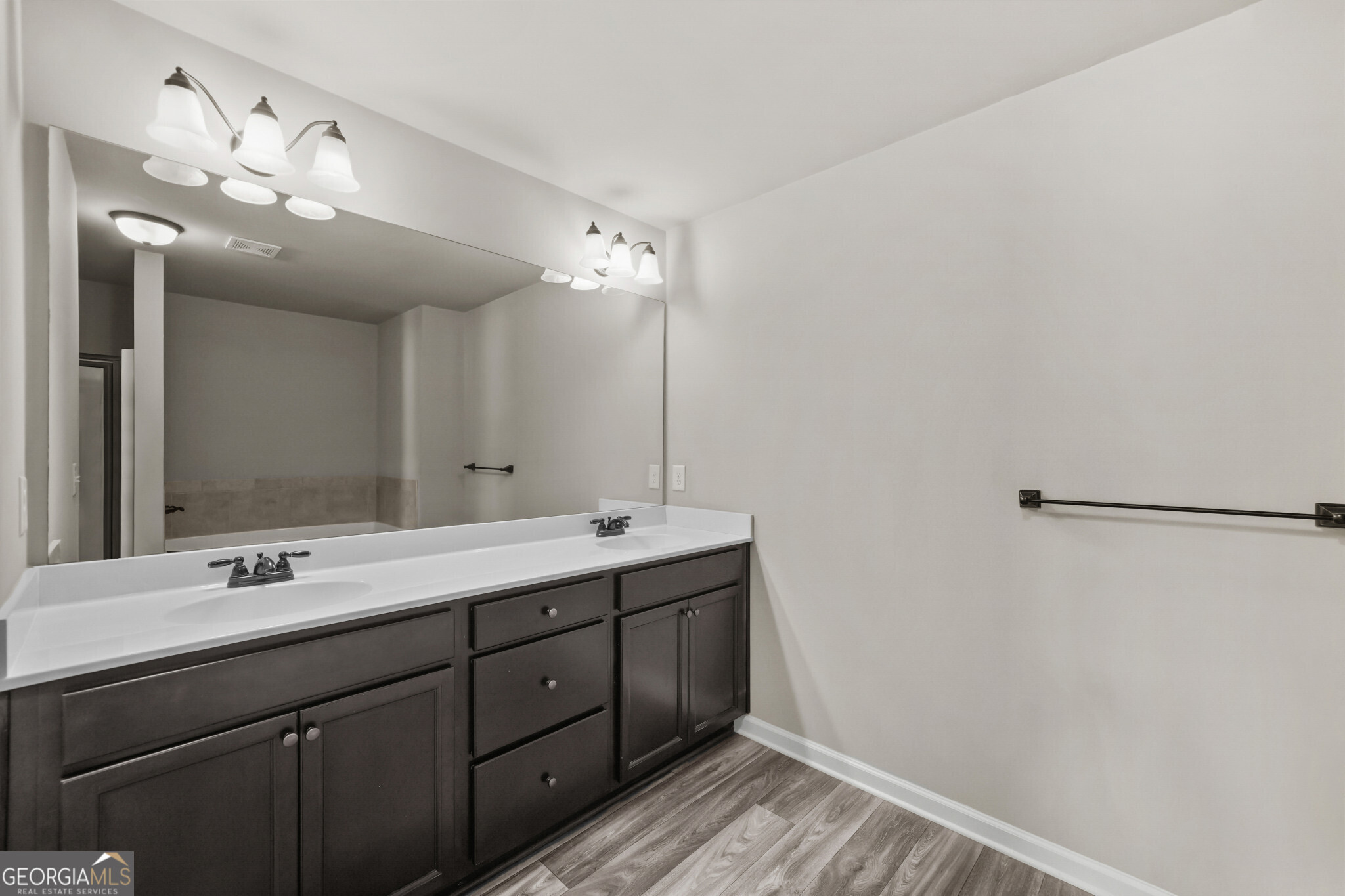 244 Cross Street Property Photo 12