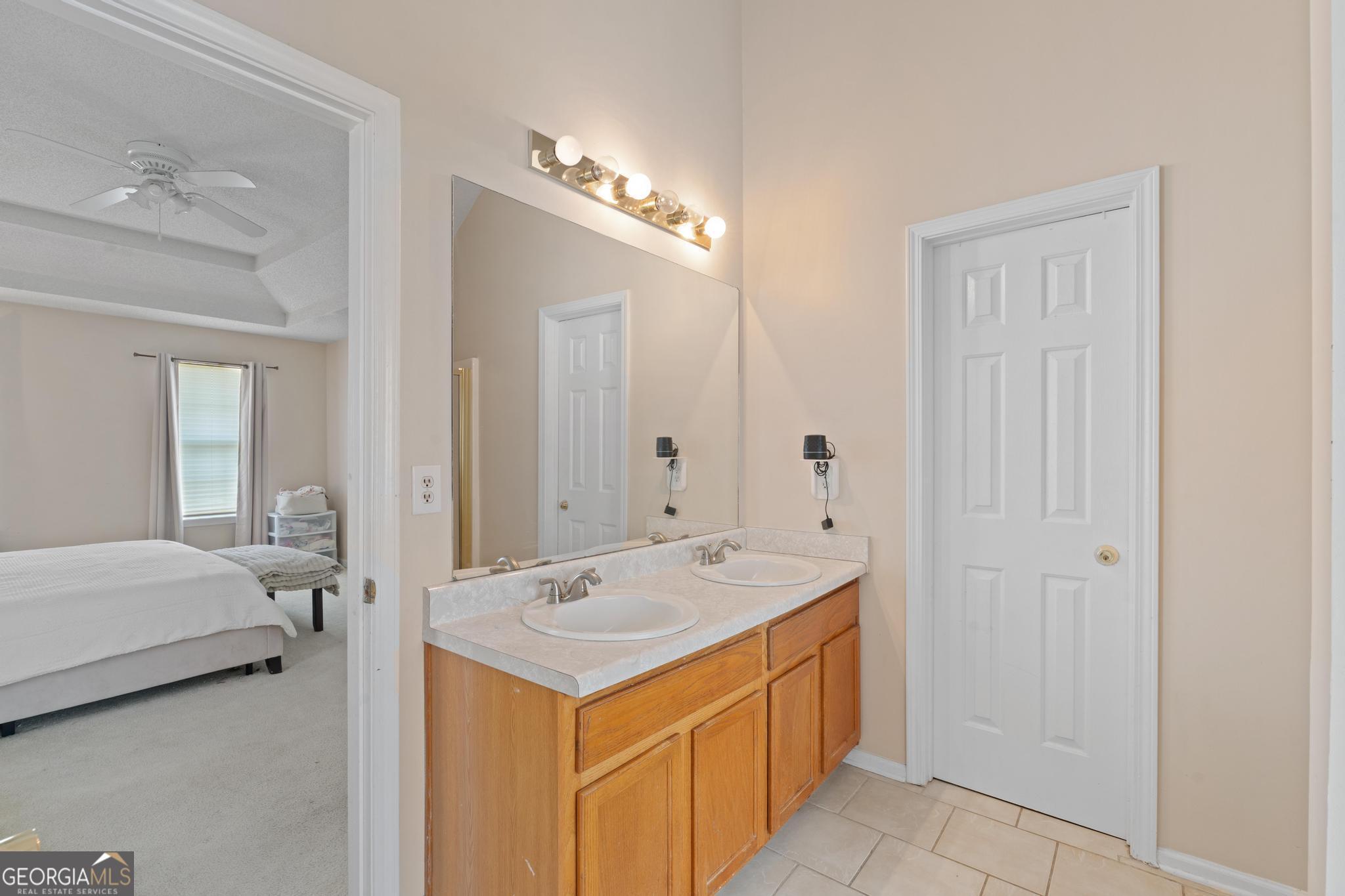 6151 Remington Park Property Photo 23