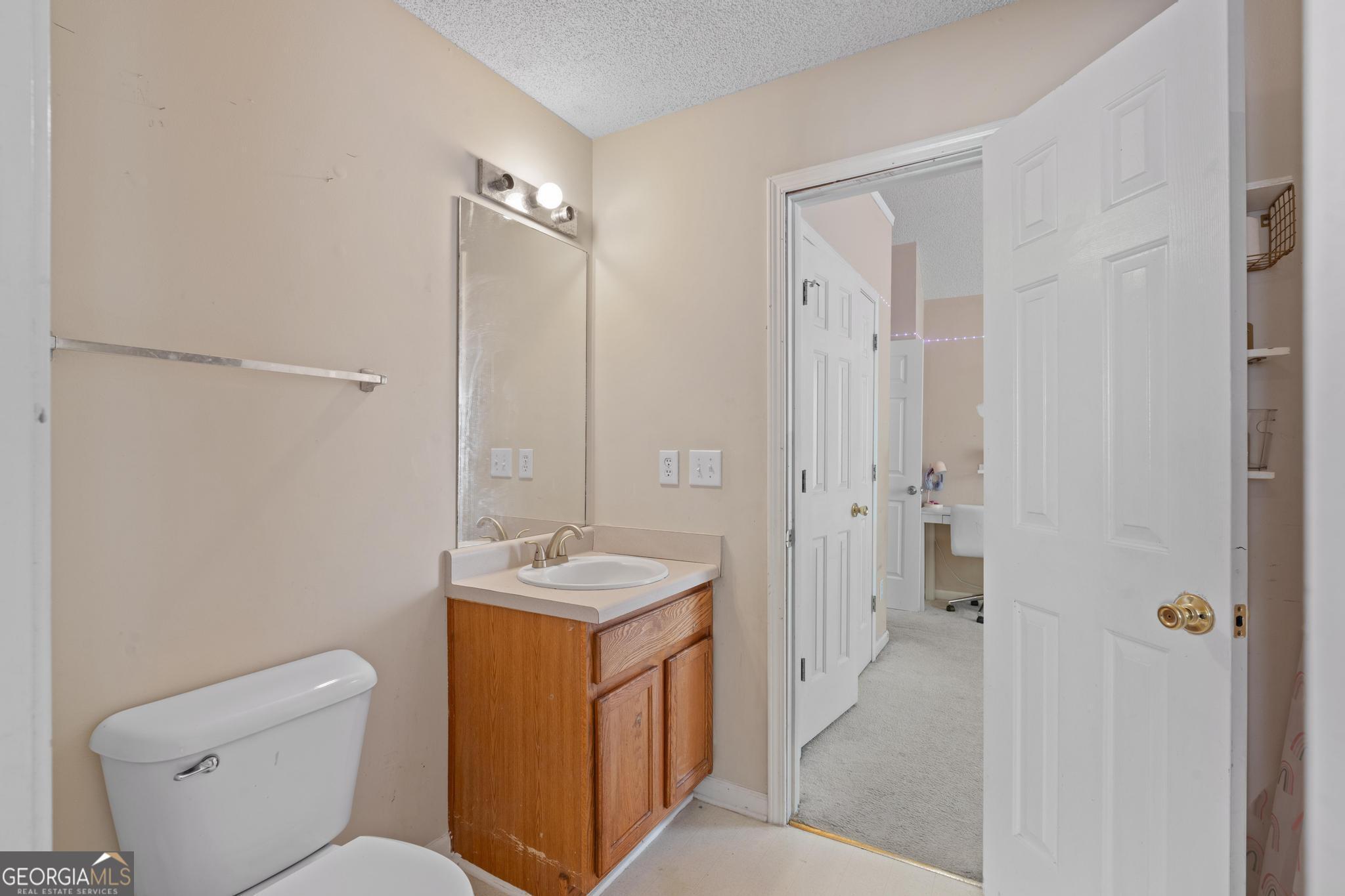 6151 Remington Park Property Photo 29