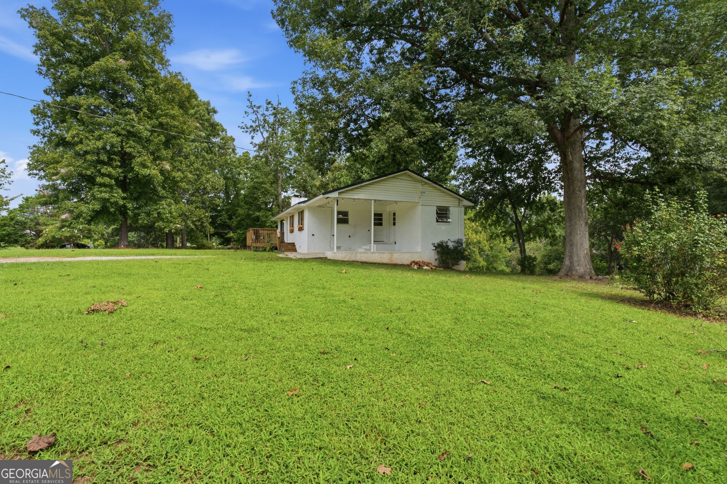 918 Sims Harris Road Property Photo 2
