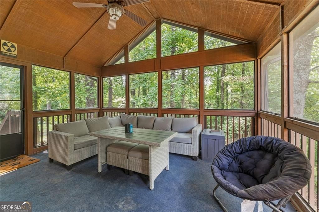 1798 Trophy Drive Property Photo 14