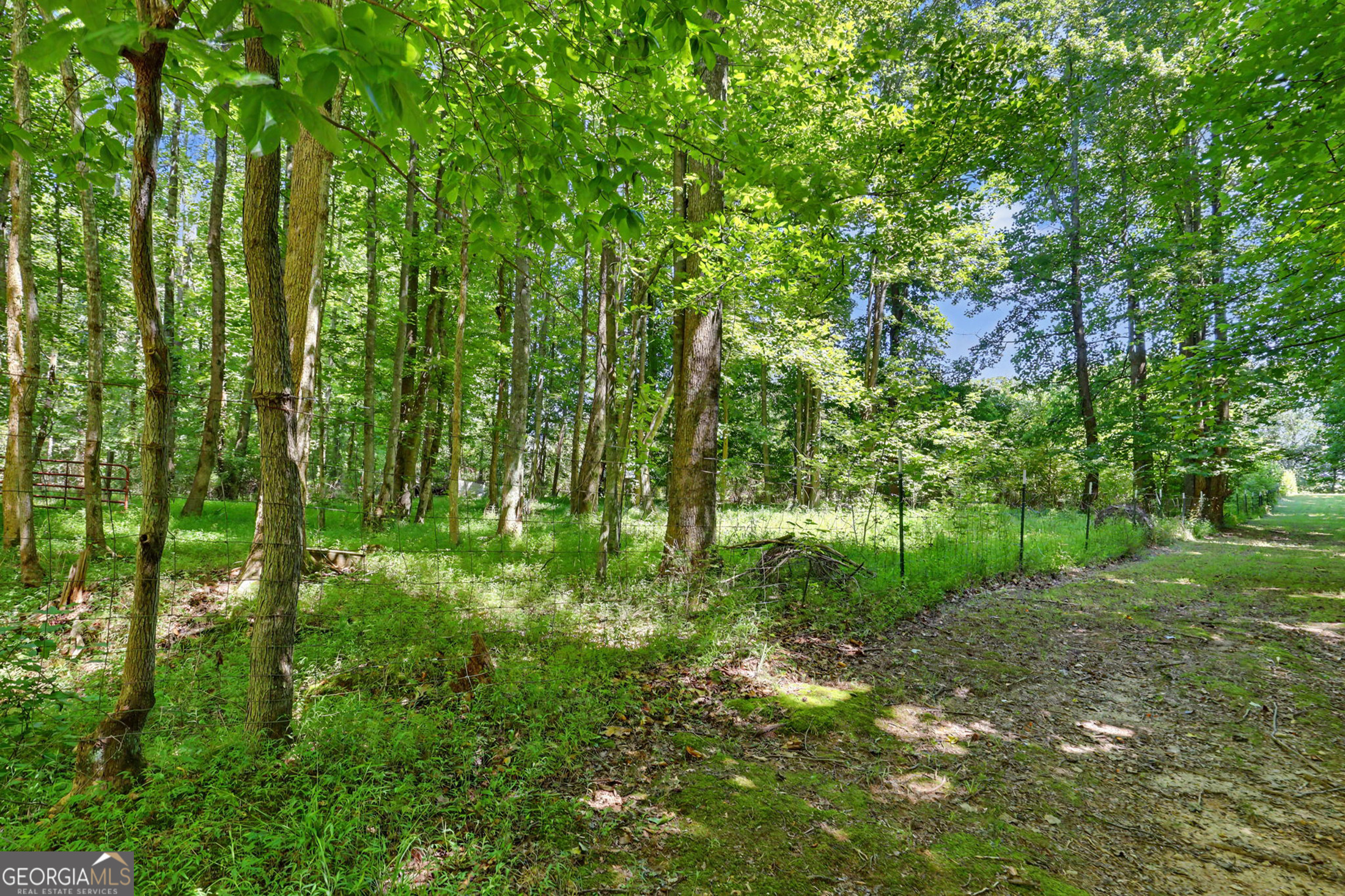 422 Fair Valley Road Property Photo 8