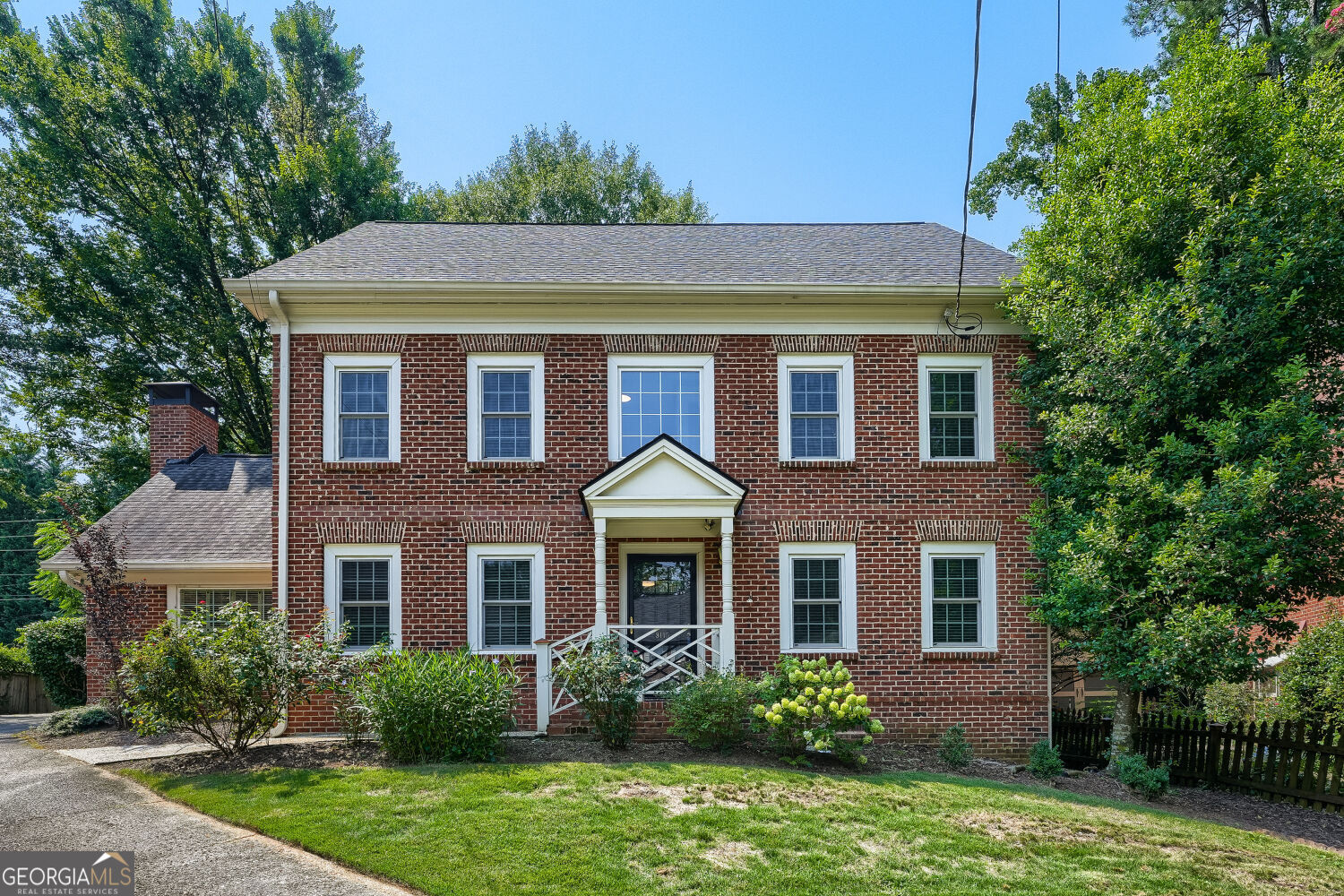 3115 Queens Walk Ne Property Photo 1