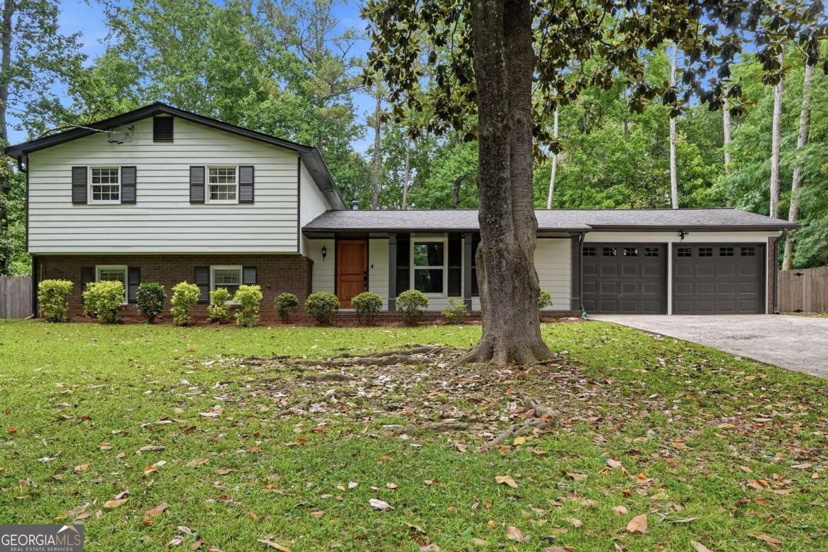 1620 Caribou Court Property Photo 4