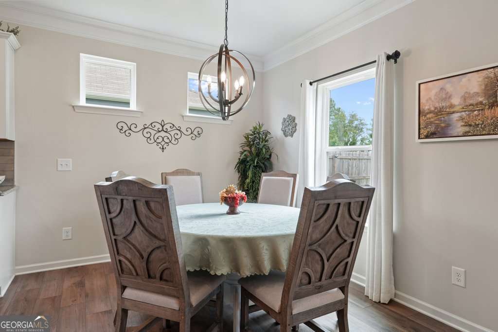 648 Summerfield Lane Property Photo 16