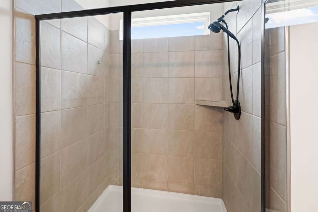 648 Summerfield Lane Property Photo 22
