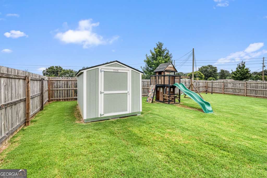 648 Summerfield Lane Property Photo 34