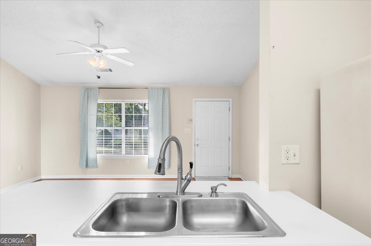 3033 Bentley Park Circle Property Photo 11