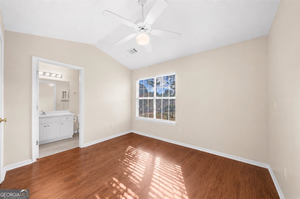 3033 Bentley Park Circle Property Photo 16