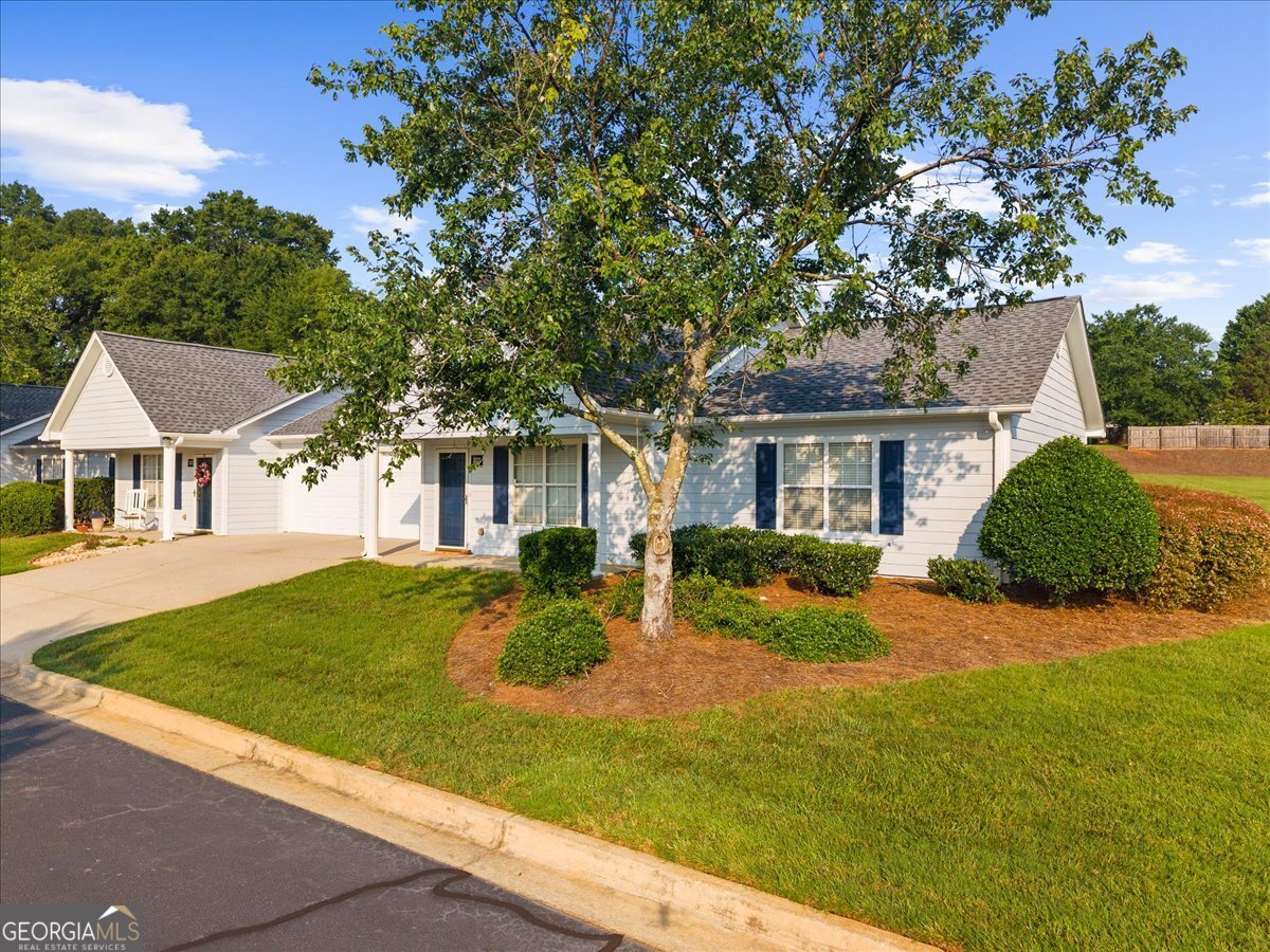 3033 Bentley Park Circle Property Photo 24