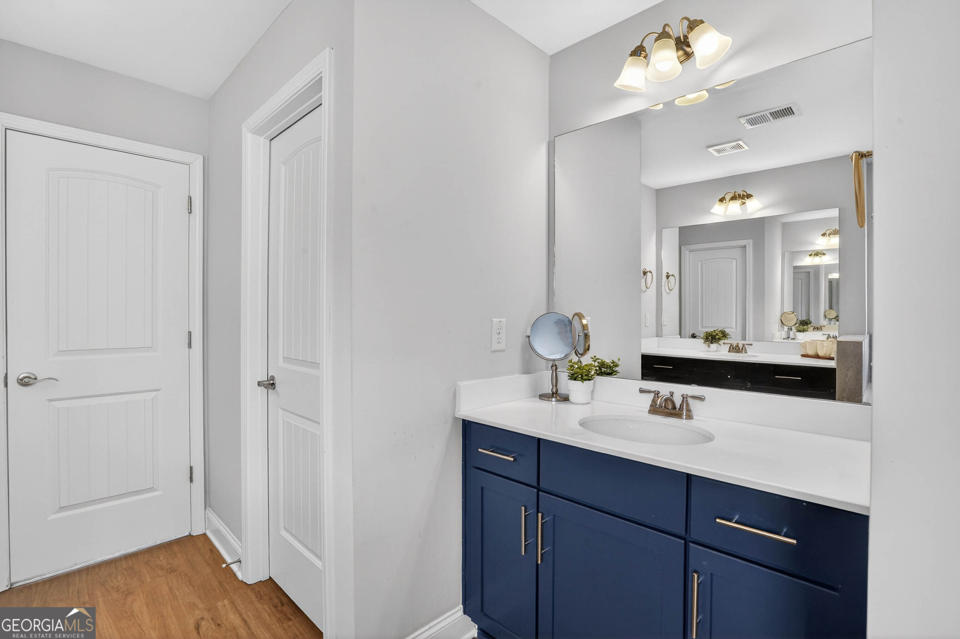 138 Daffodil Landing Property Photo 37