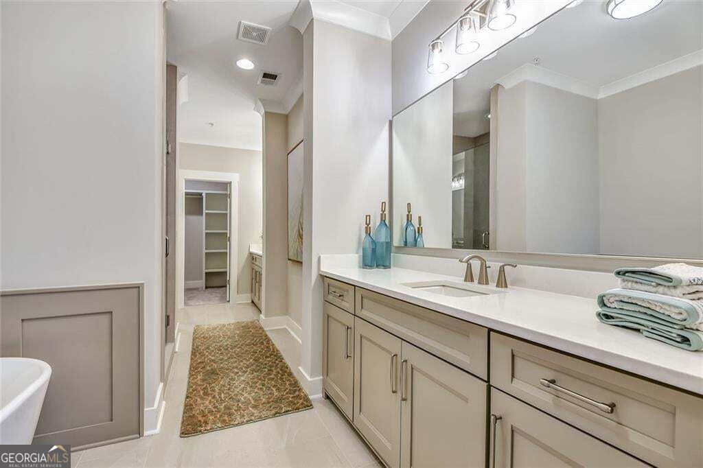 49 Bourbon Street # 9 Property Photo 20