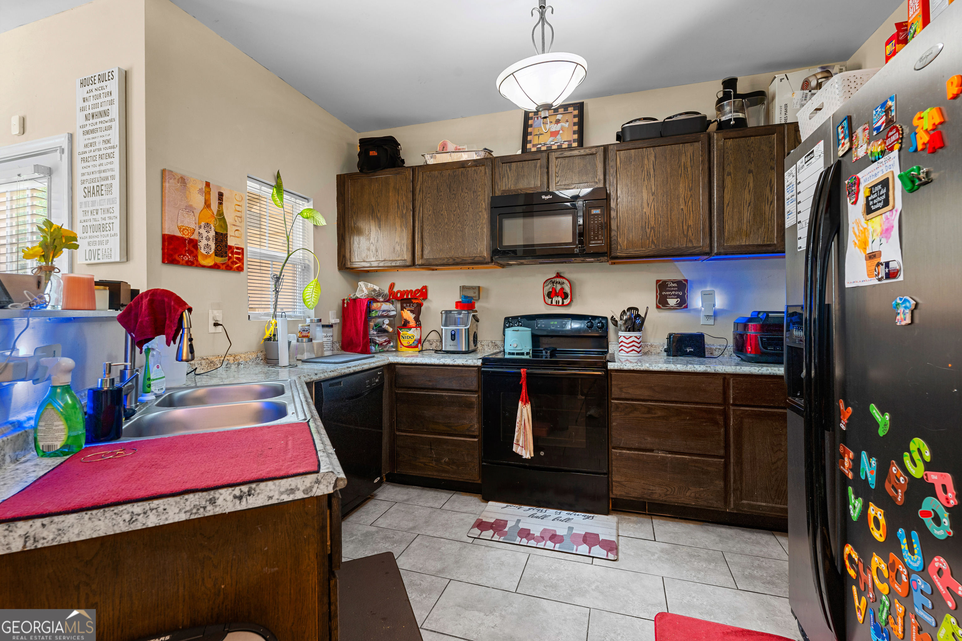 2312 Coach Way Property Photo 5