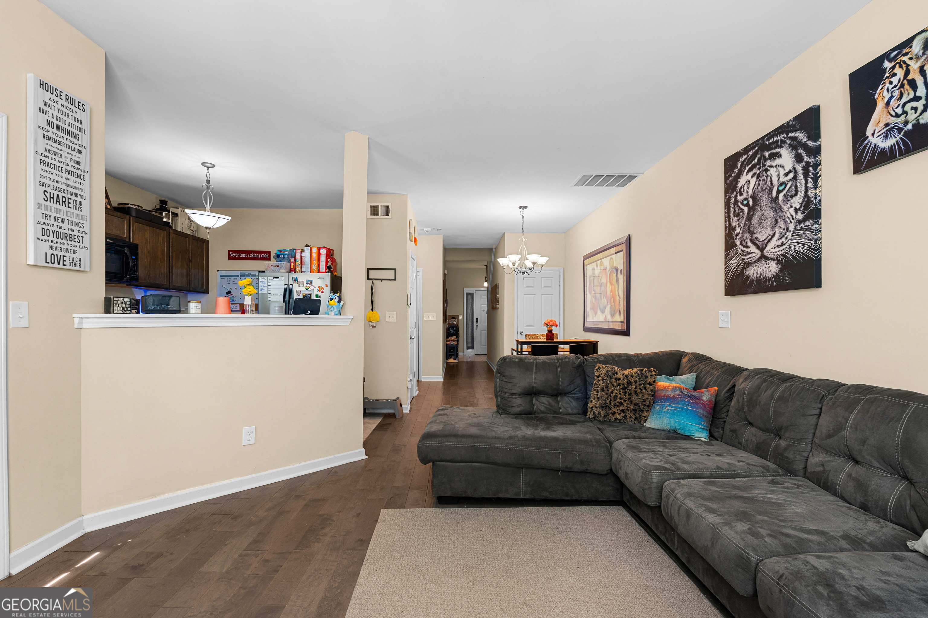 2312 Coach Way Property Photo 9
