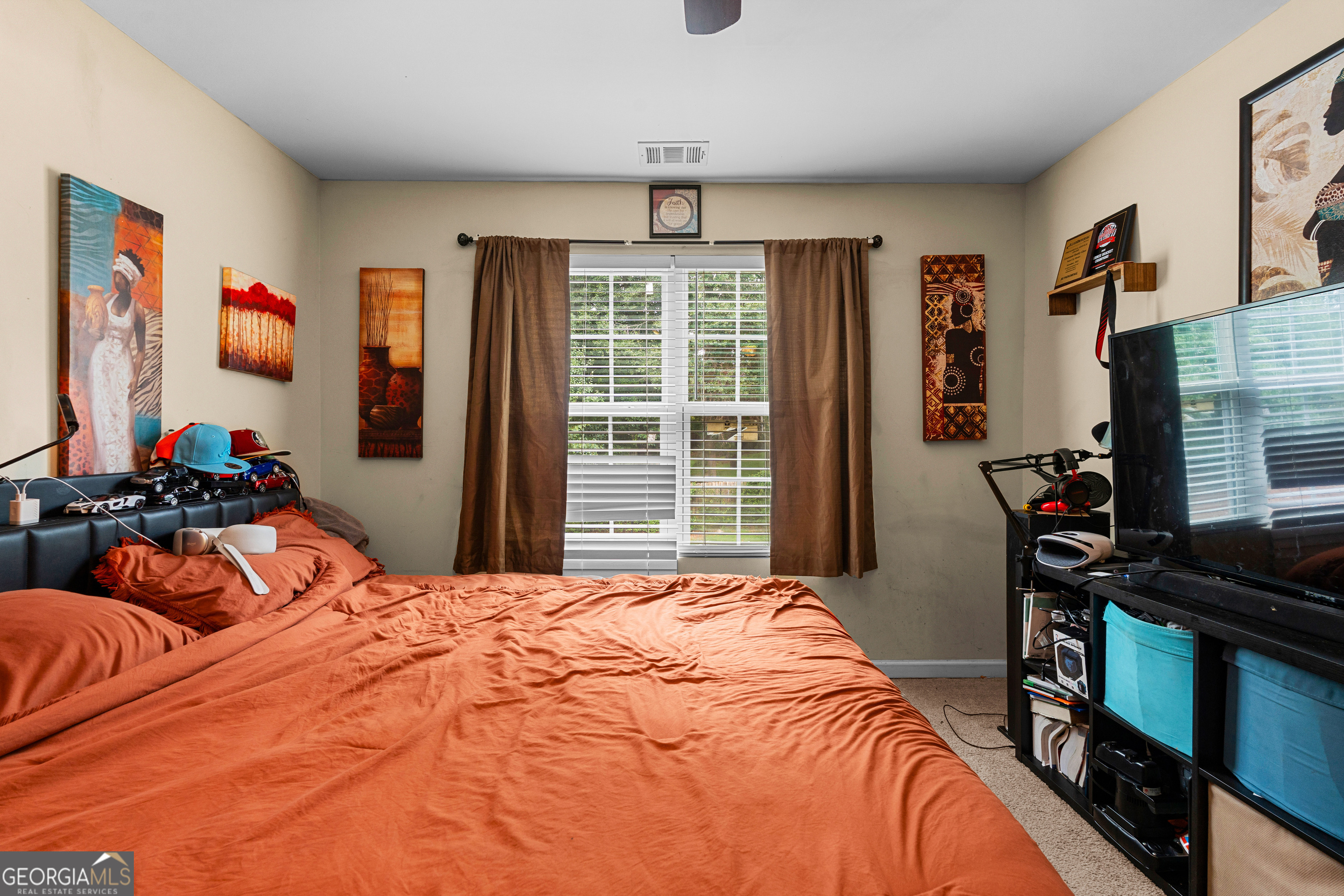 2312 Coach Way Property Photo 13