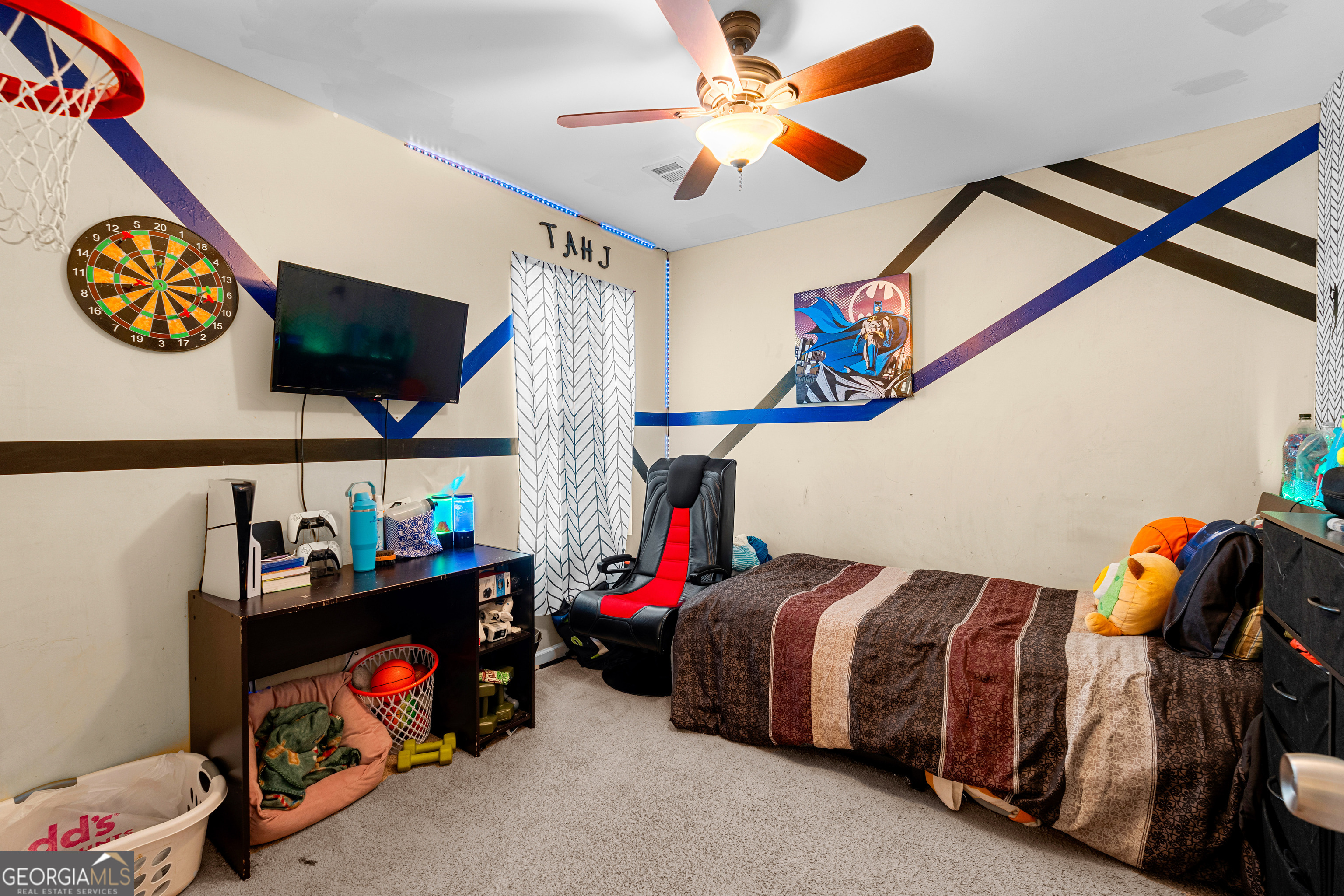 2312 Coach Way Property Photo 14