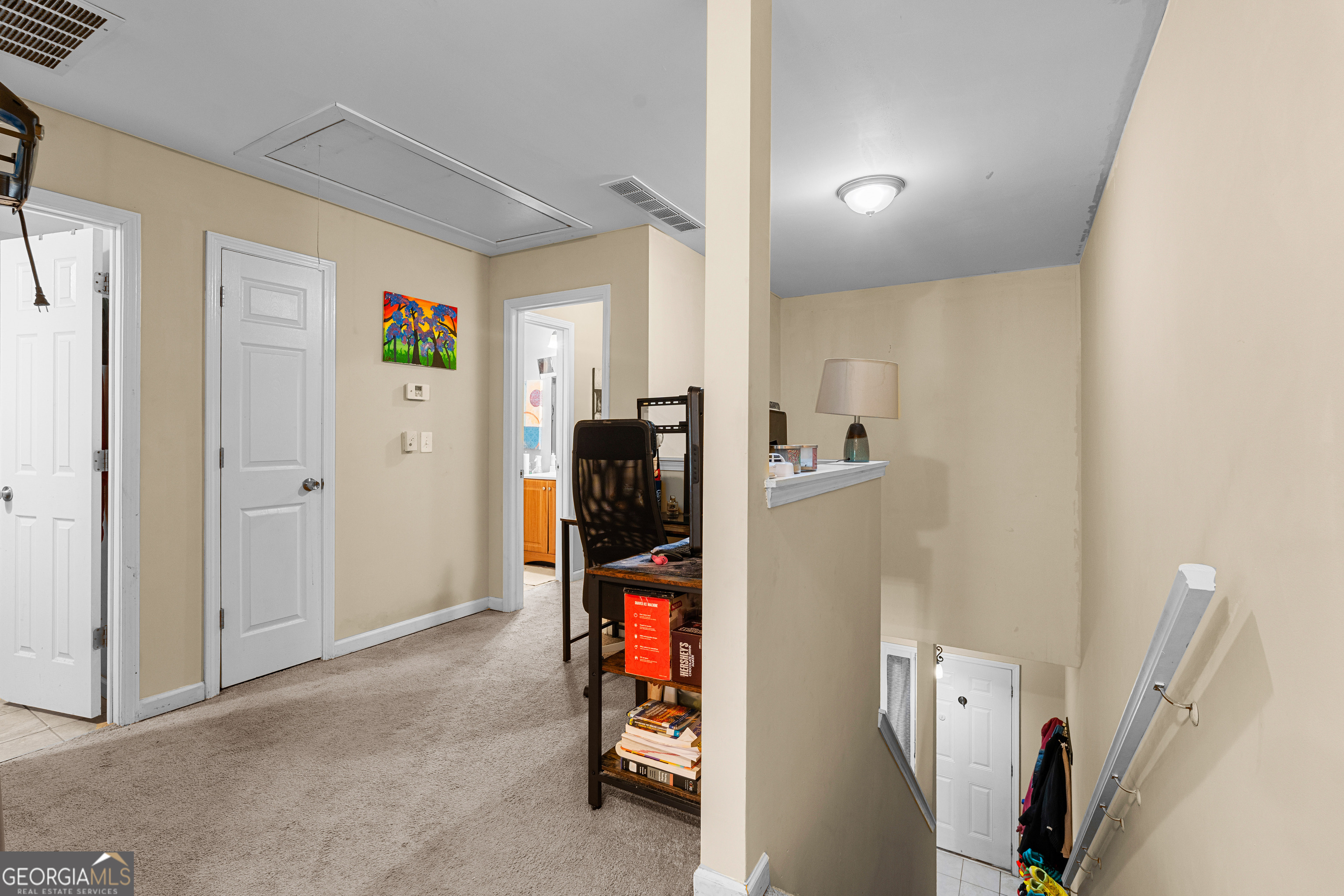 2312 Coach Way Property Photo 17